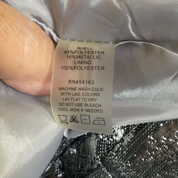 Calvin Klein Silver Metallic Jacquard One Shoulder Sheath Cocktail Dress NWT 14 - Picture 6 of 7